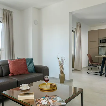 Dora Fuer 4 Personen Und 1 Kind By Interhome Апартаменты