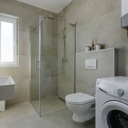 Dora Fuer 4 Personen Und 1 Kind By Interhome Апартаменты