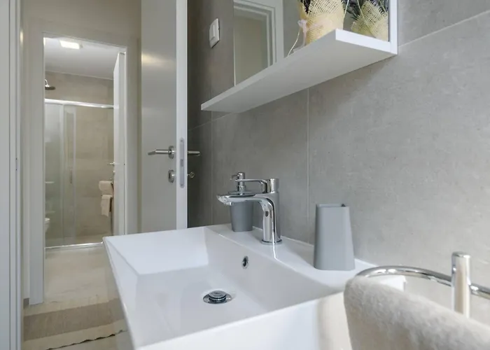 Dora Fuer 4 Personen Und 1 Kind By Interhome Apartment *
