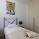 Dora Fuer 4 Personen Und 1 Kind By Interhome Apartman *