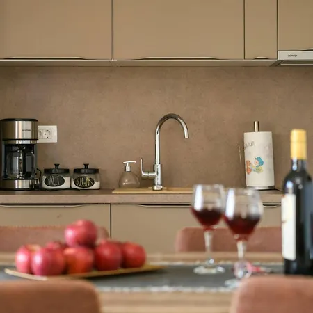 Apartment Dora Fuer 4 Personen Und 1 Kind By Interhome