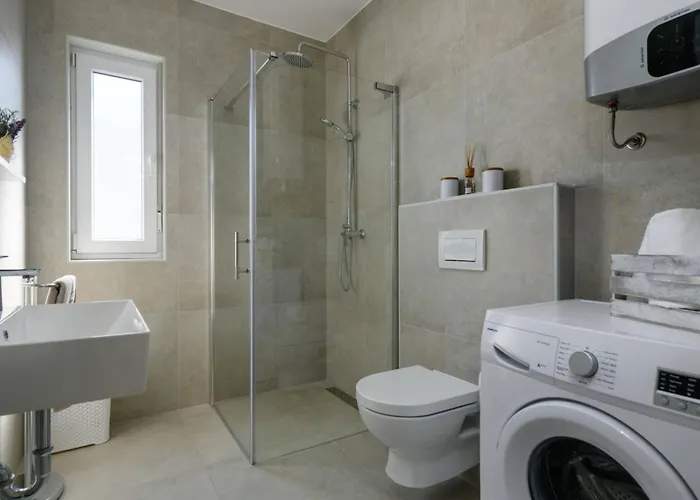 Dora Fuer 4 Personen Und 1 Kind By Interhome 아파트